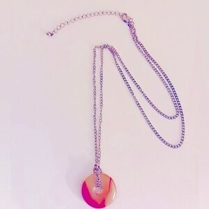 Necklace Carnelian peach, orange, red Donut 1” pendant 28” gold adj. Chain